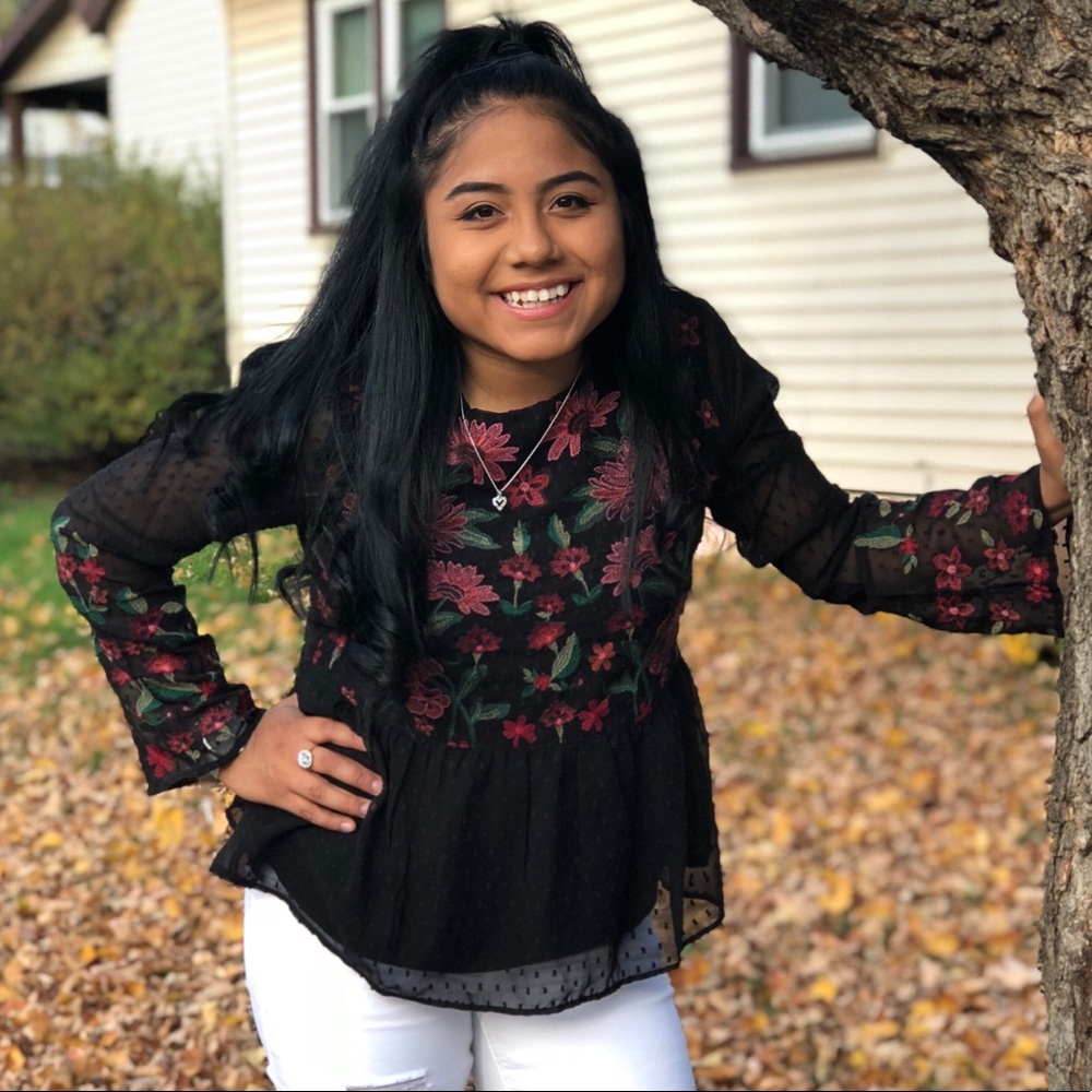 AMERICAN EAGLE LONG SLEEVE BLOUSE
